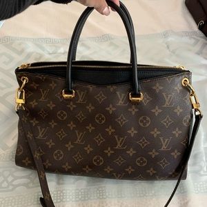 Louis Vuitton Bag